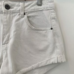 Cotton On Mid Rise Relaxed Denim Shorts - White